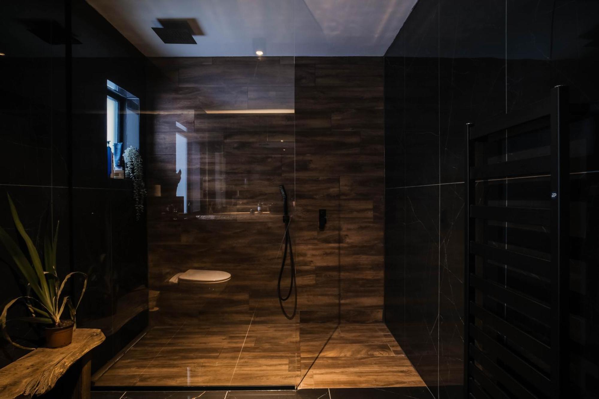 Botnahlid Villa, Mountain And Town Views And Outdoor Sauna Seyðisfjörður Zewnętrze zdjęcie